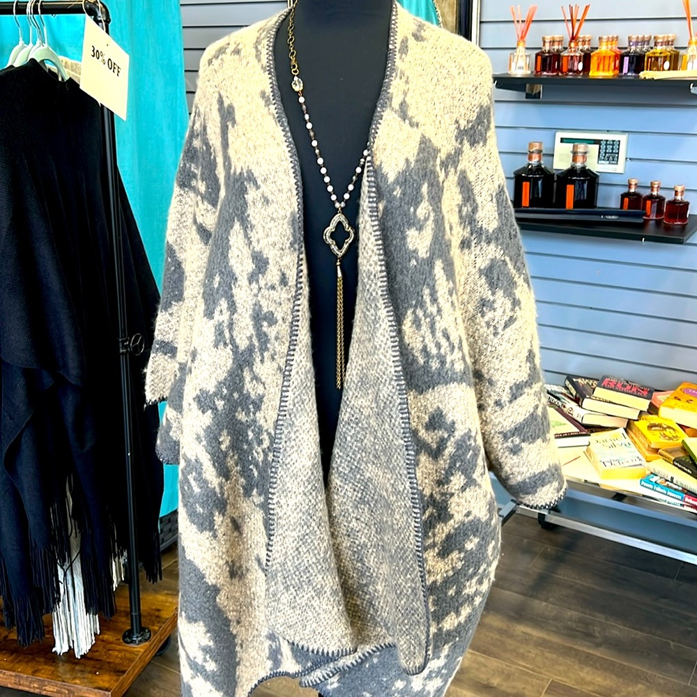 NWT Gray and Taupe Shrug